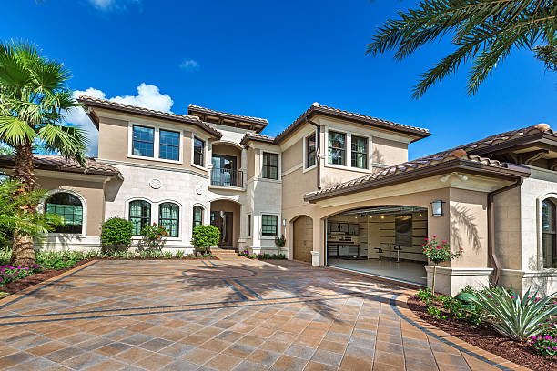 Best Custom Driveway Pavers  in Cleveland, OH